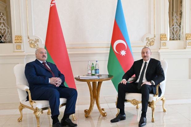 Началась встреча президентов Азербайджана и Беларуси один на один - ФОТО