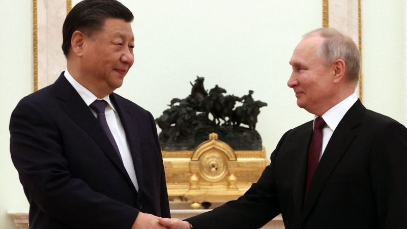 Си Цзиньпин лично поздравил Путина с переизбранием
 