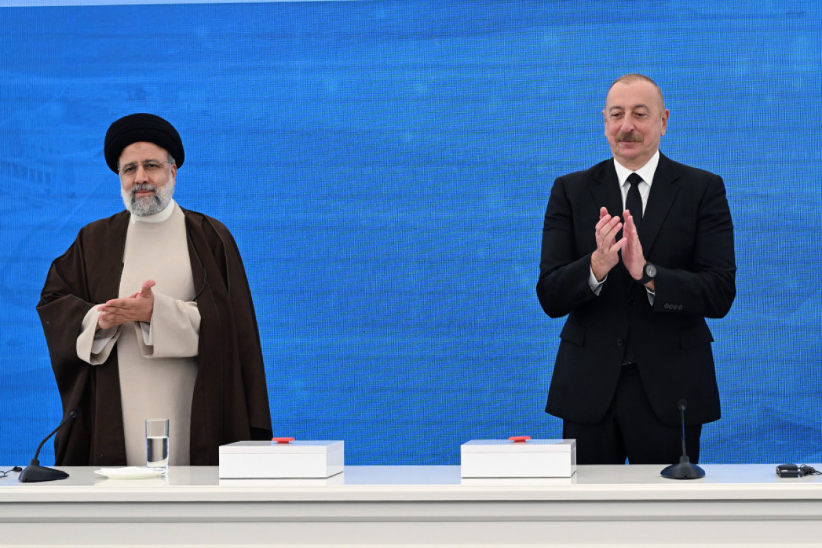 Раиси: Отношения Ирана с Азербайджаном это больше чем добрососедские отношения  
 