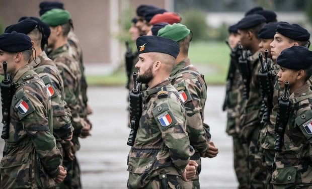 Париж направит в Новую Каледонию дополнительный воинский контингент
 