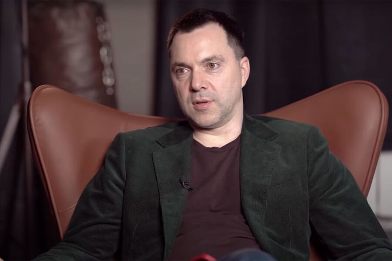 Арестович рассказал, кто предлагал Зеленскому план по подрыву всех украинских АЭС
 