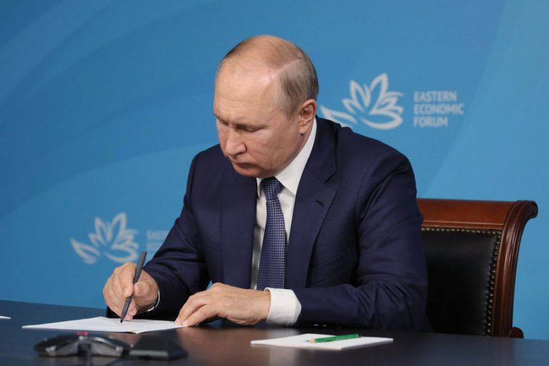 Путин подписал закон о памяти жертв геноцида советского народa
 