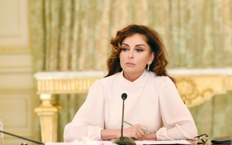 Первый вице-президент Мехрибан Алиева поделилась публикацией по случаю 102-летия со дня рождения общенационального лидера Гейдара Алиева