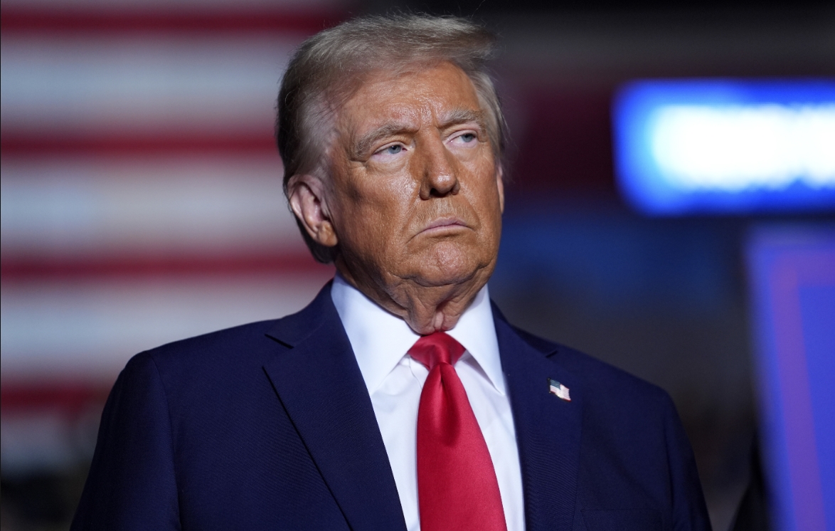 Трамп заявил, что США производят много гиперзвуковых ракет
 