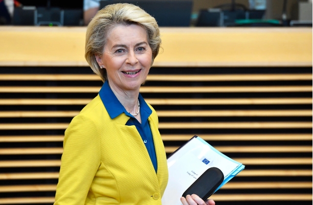 Глава Еврокомиссии получила премию Карла Великого
 
