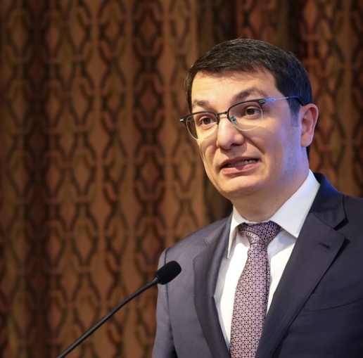Азербайджан и Китай ведут переговоры о прямых инвестициях в ненефтяной сектор
 