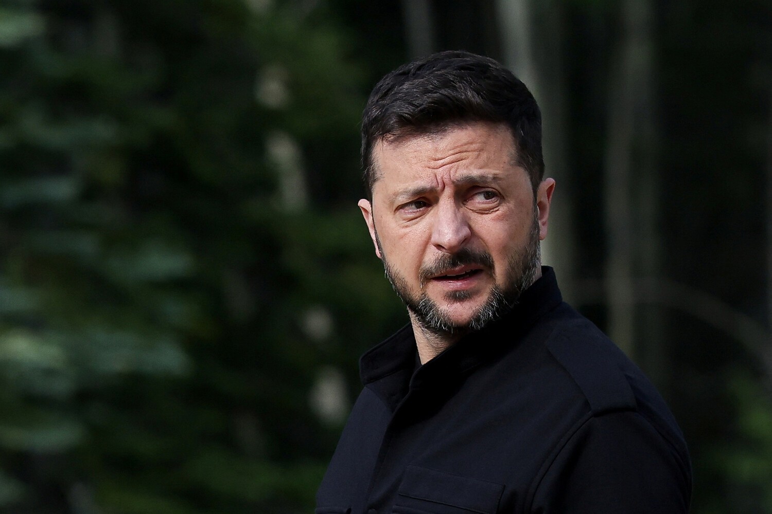 Зеленский опроверг информацию о возможной отставке премьера Украины
 