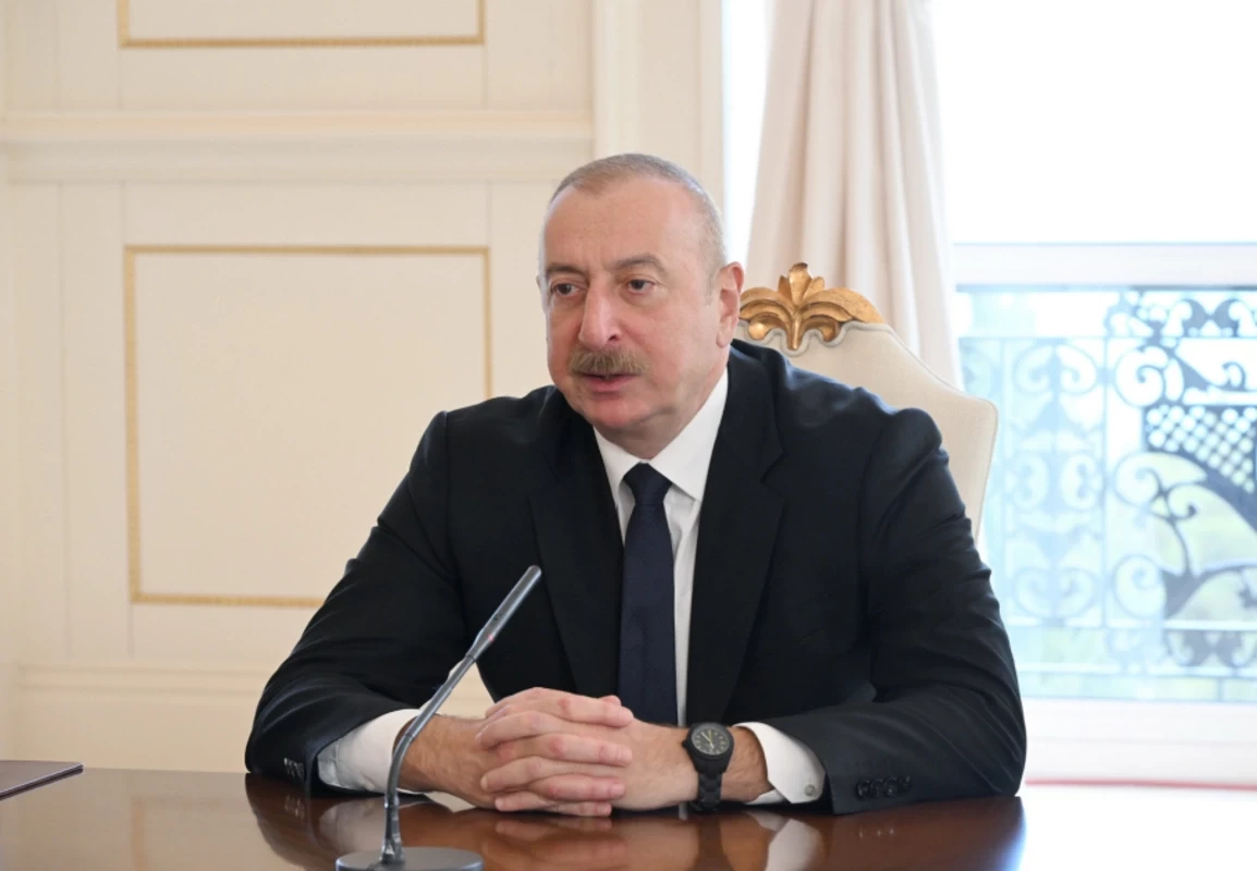 Ильхам Алиев принял итальянскую делегацию во главе с Адольфо Урсо
 