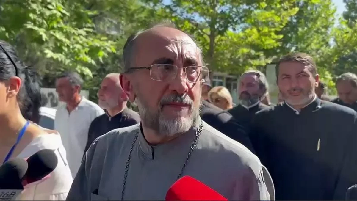 В Армении арестован архиепископ Микаэл Аджапахян
 