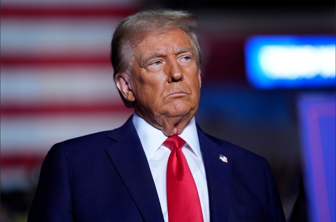 Трамп приказал прекратить финансирование связанных с беспорядками в США организаций  
 