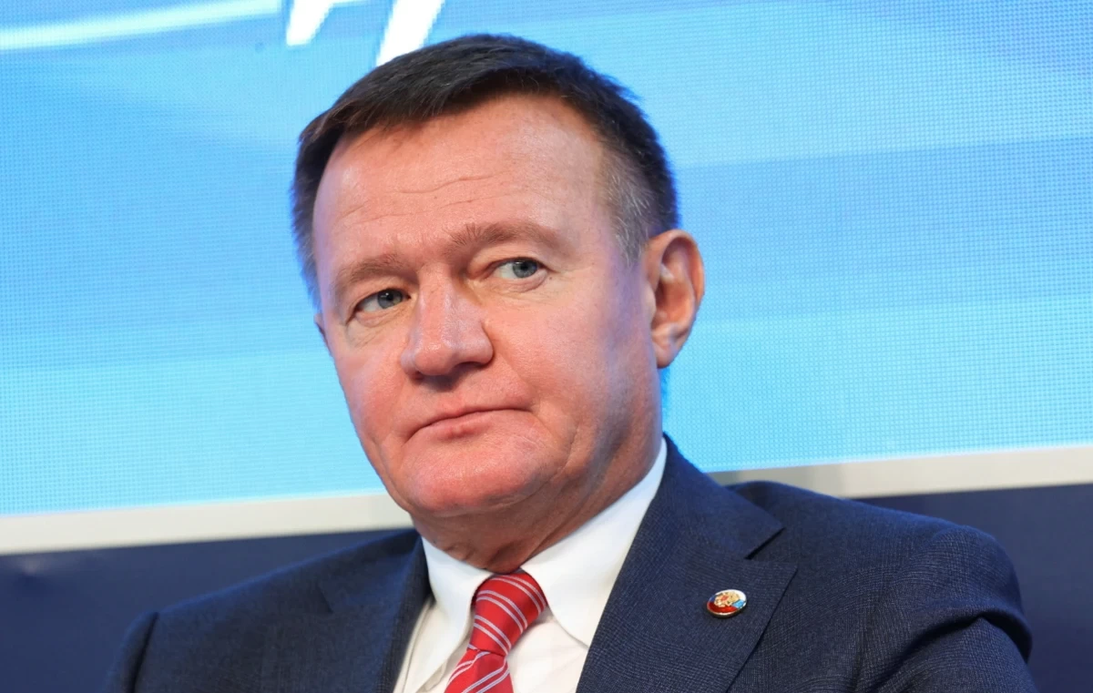 СМИ: Уволенный сегодня глава Минтранса России Роман Старовойт покончил с собой
 