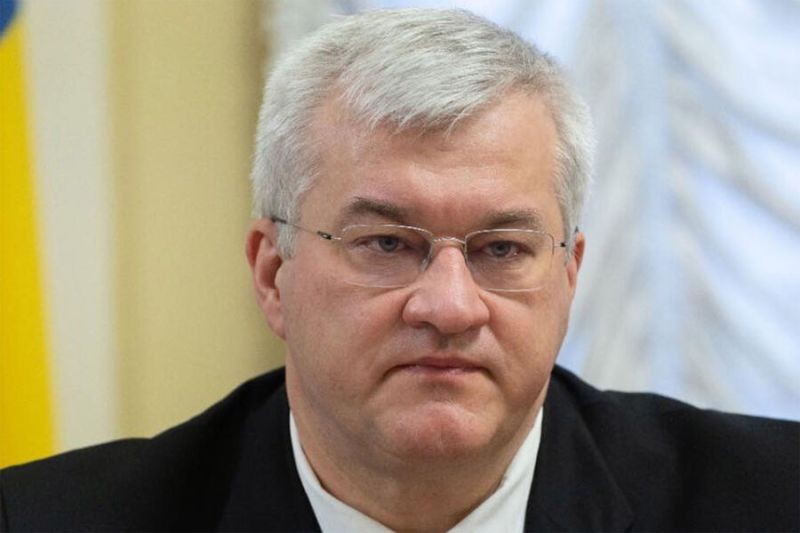 Глава МИД Украины призвал критически относиться к информации от США
 
