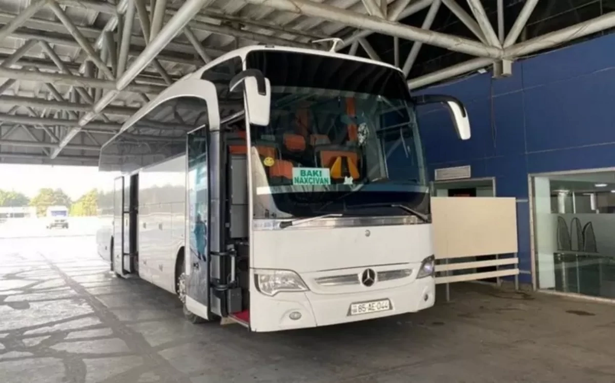 Возобновлены автобусные рейсы Баку - Нахчыван - Баку
 
