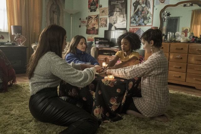 Disney готовится к запуску нового сериала про молодых ведьм
 