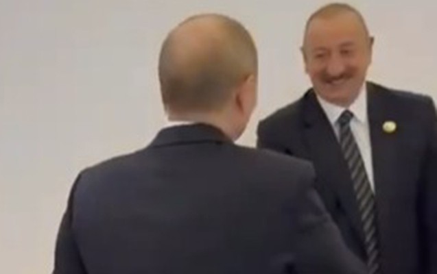Путин и Алиев поприветствовали друг друга в Пекине - ВИДЕО
 