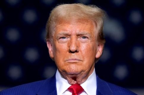 СМИ: Трамп не определился с ролью США в возможных гарантиях безопасности Украины
 