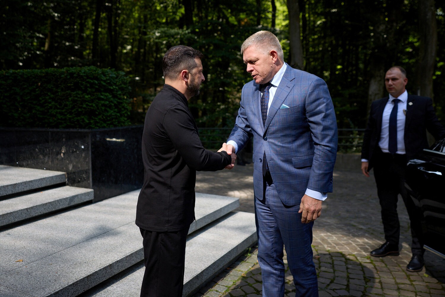 Фицо рассказал Зеленскому, что Россия заинтересована во встрече