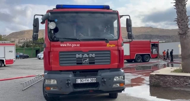 В центре отдыха в поселке Бибиэйбат произошел пожар
 