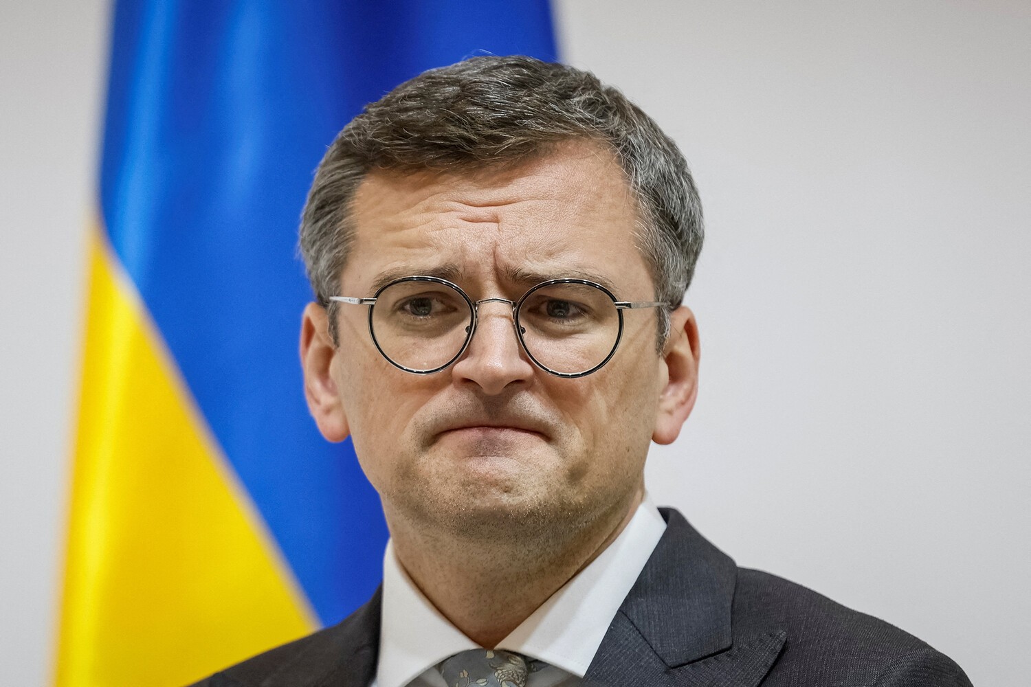 Кулеба заявил о своем бегстве с Украины
 