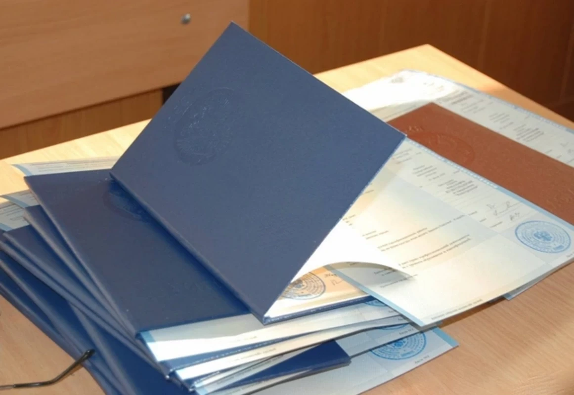 Около 3 000 иностранных дипломов признаны в Азербайджане за последние 8 месяцев
 