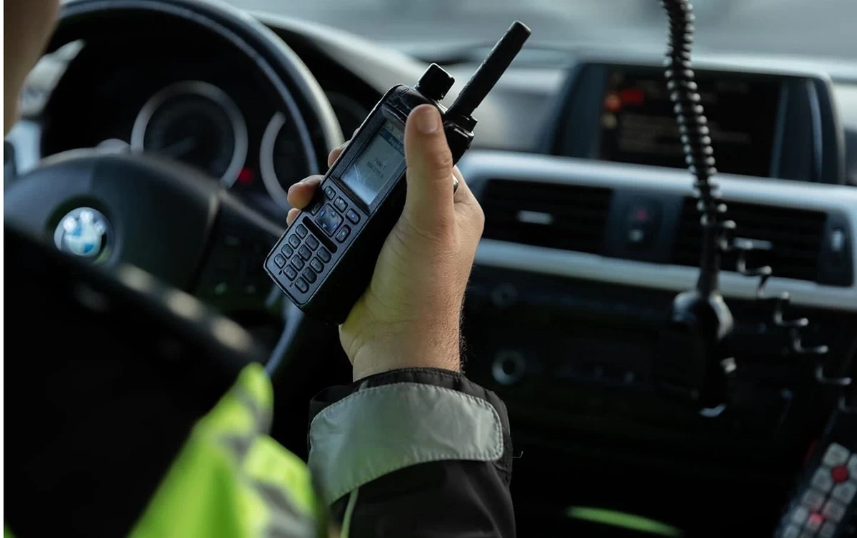В Баку мужчина пытался угнать свой автомобиль со штрафной стоянки
 