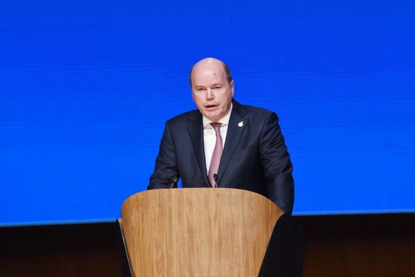 Президент Азербайджана наградил Гэри Джонса орденом Шохрат
 