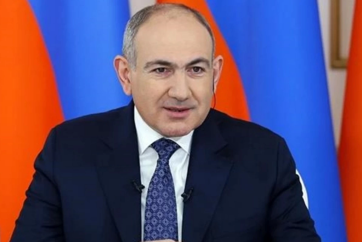 Никол Пашинян остался доволен переговорами с Ильхамом Алиевым
 