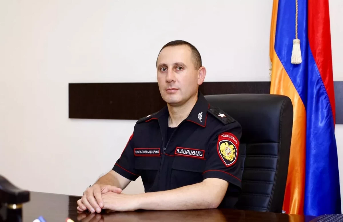 Президент Армении освободил от должности командующего войсками полиции