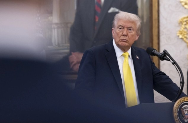 Трамп призвал срочно прекратить шатдаун
 