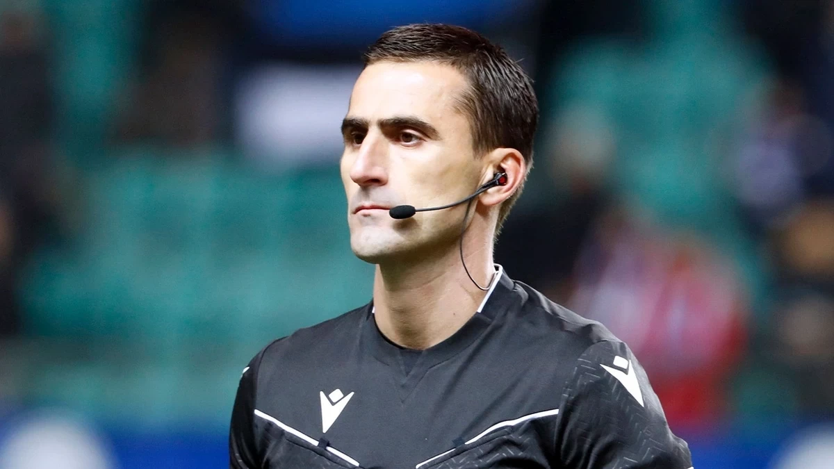 Назначены судьи на матч Азербайджан - Исландия
 