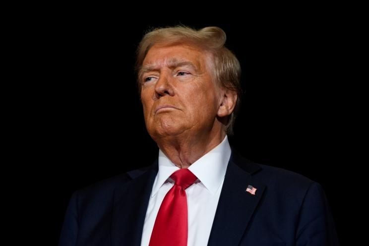 The Times: Би-би-си хочет еще раз извиниться перед Трампом
 