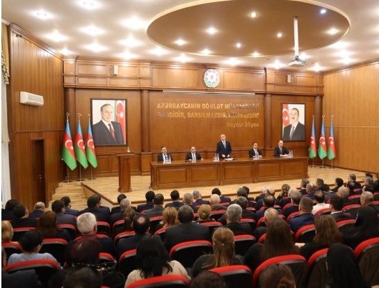 В Баку уже готовятся к зиме и снегопадам: проведены совещания
 