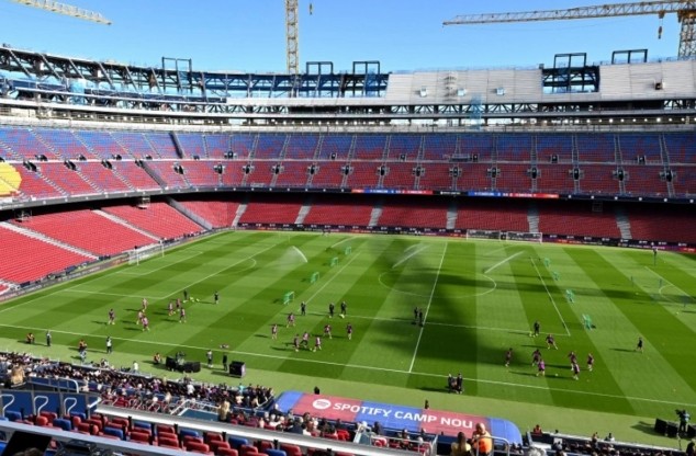 "Барселона" проведёт матч Лиги чемпионов с "Айнтрахтом" на "Камп Ноу"
 