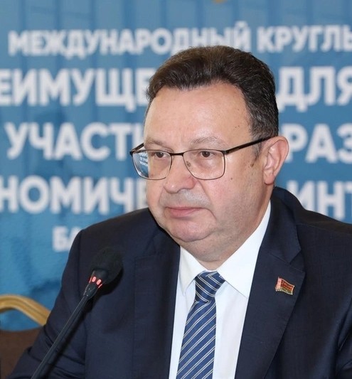 Посол Беларуси: ЕАЭС стремится укрепить взаимодействие с Азербайджаном
 