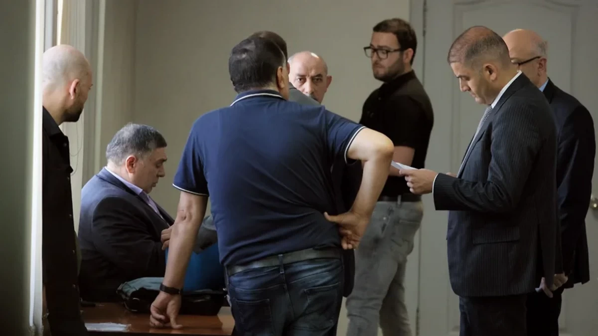 Суд в Екатеринбурге оставил под арестом братьев Сафаровых
 