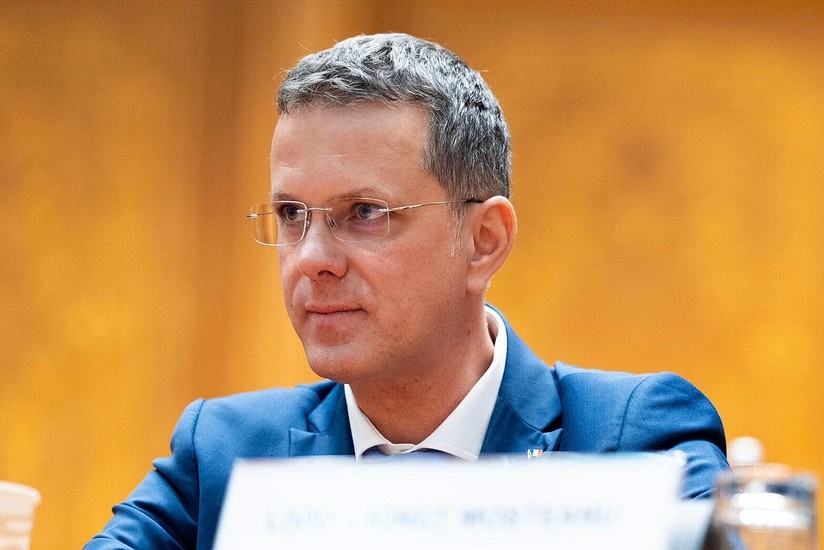 В Румынии обязанности министра обороны могут быть временно возложены на министра экономики
 