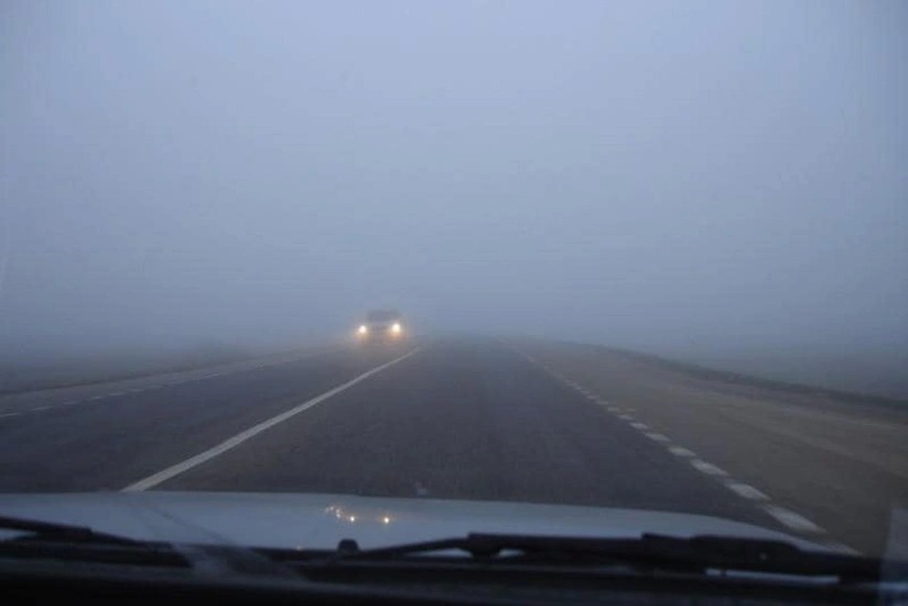 Завтра на ряде дорог Азербайджана снизится дальность видимости
 