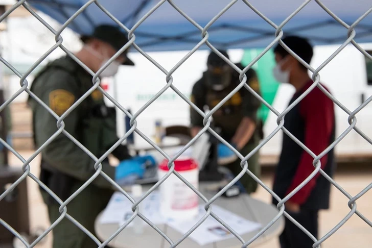 Убежище в США: система возвращается с усиленной проверкой заявителей
 