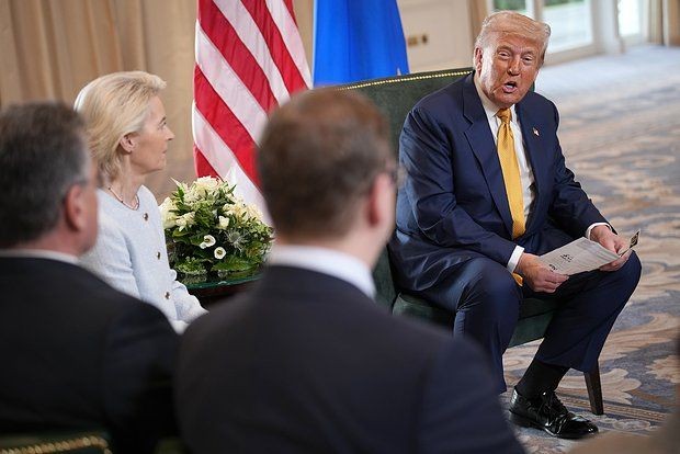 СМИ: В ЕС усомнились, что США и дальше будут поддерживать Киев
 