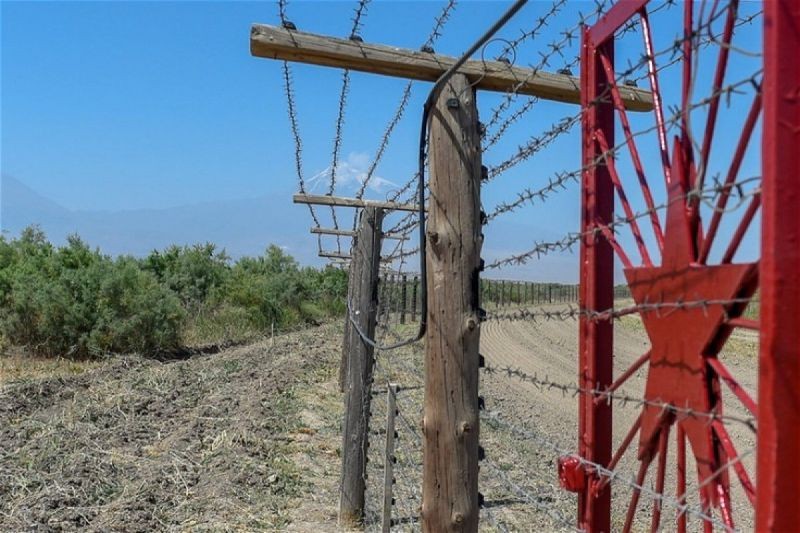 СМИ: Турция может открыть сухопутную границу с Арменией в течение следующих шести месяцев
 