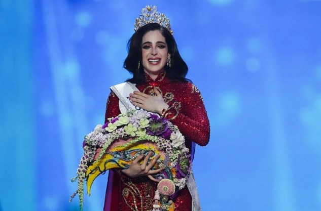 Организаторы конкурса "Мисс Вселенная" подали в суд на самую красивую девушку мира
 