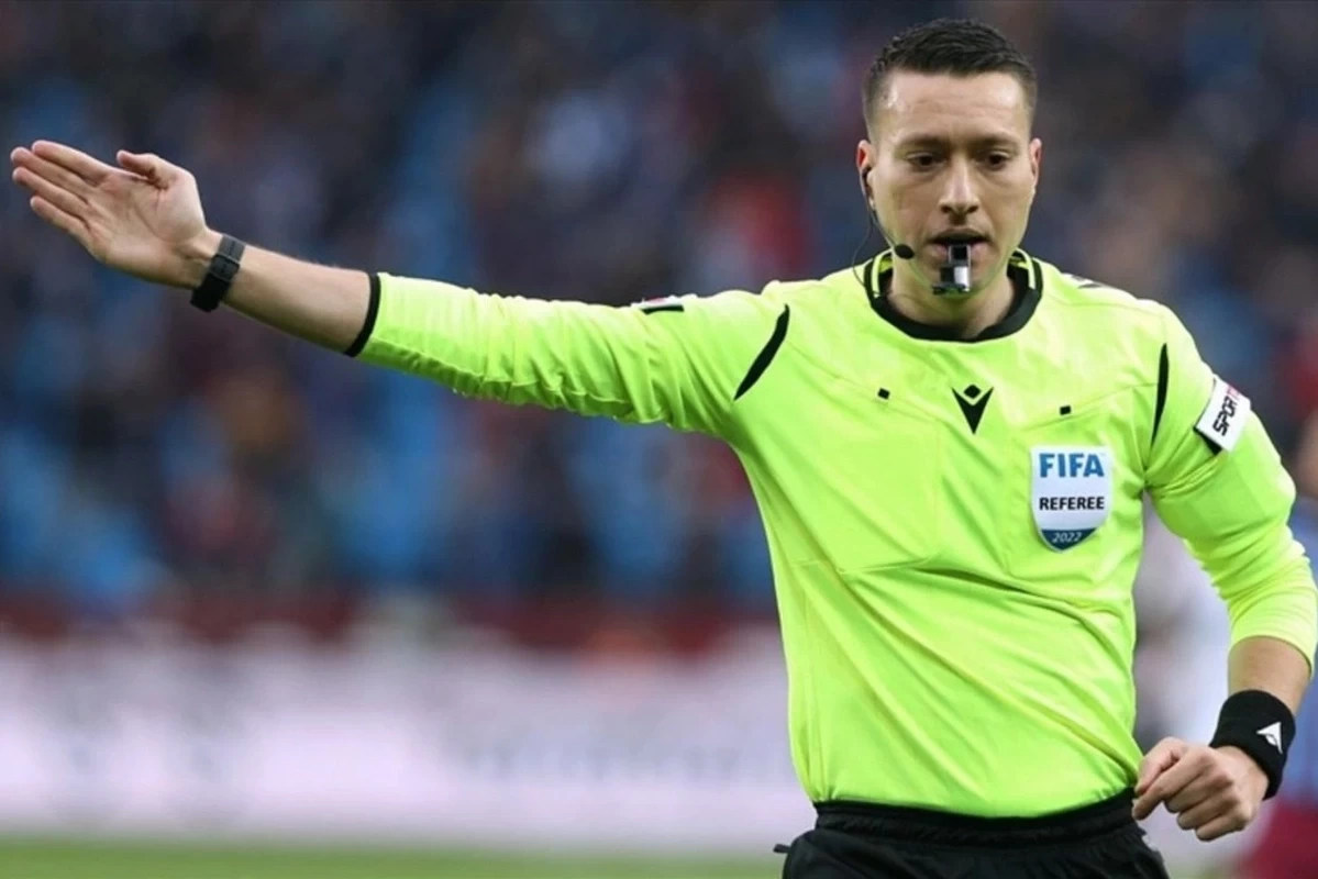 В Турции в рамках расследования незаконных букмекерских операций задержан известный судья
 