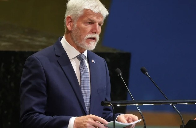 Президент Чехии допустил, что НАТО начнет сбивать самолеты и дроны РФ над Европой
 