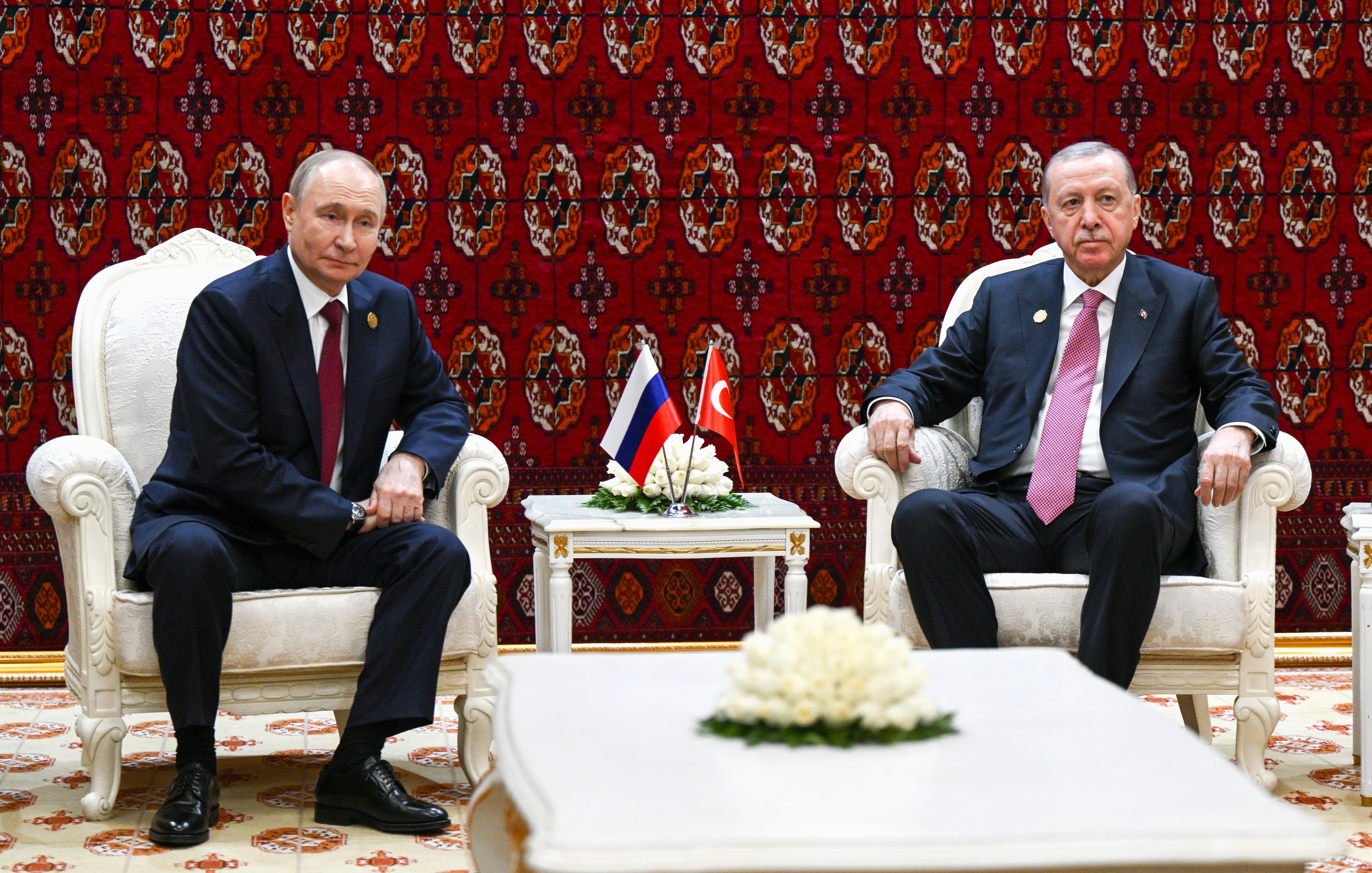 Эрдоган сообщил Путину о готовности принять любые форматы переговоров по Украине
 