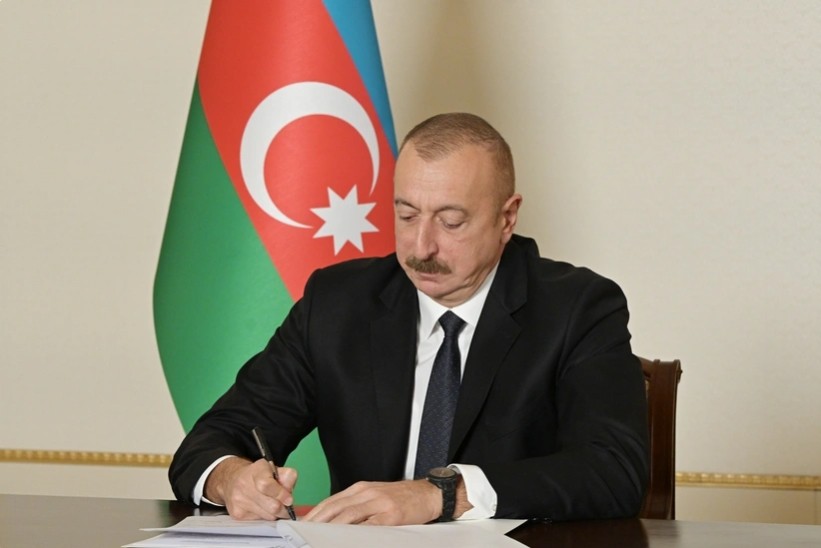 Ильхам Алиев подписал некролог в связи с кончиной Вахида Ахундова
 