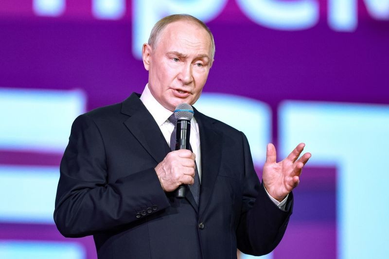 В Великобритании своеобразно перевели слова Путина о «европейских подсвинках»
 