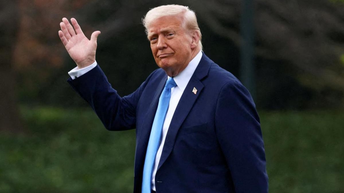 Трамп задумался о третьем президентском сроке
 