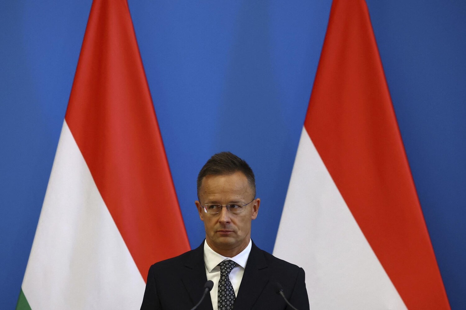 Венгрия: решения союзников Украины могут привести к войне с Россией
 