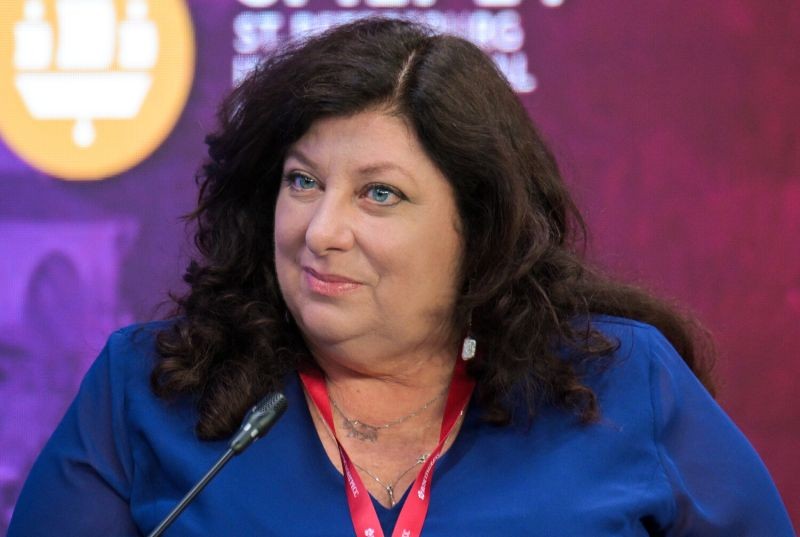 Экс-помощница Байдена рассказала, какое качество россиян вызывает у нее уважение
 