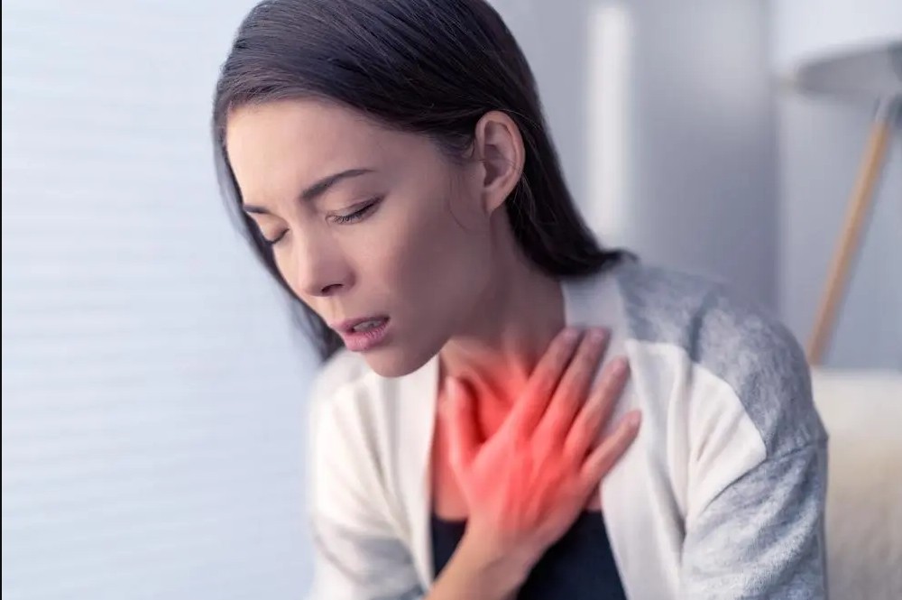 Врач назвала основные причины появления одышки
 